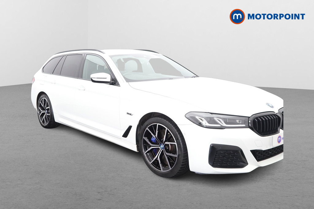 BMW 5 Series M Sport Automatic Petrol Plug-In Hybrid Estate - Stock Number (1631542) - Passenger side rear corner