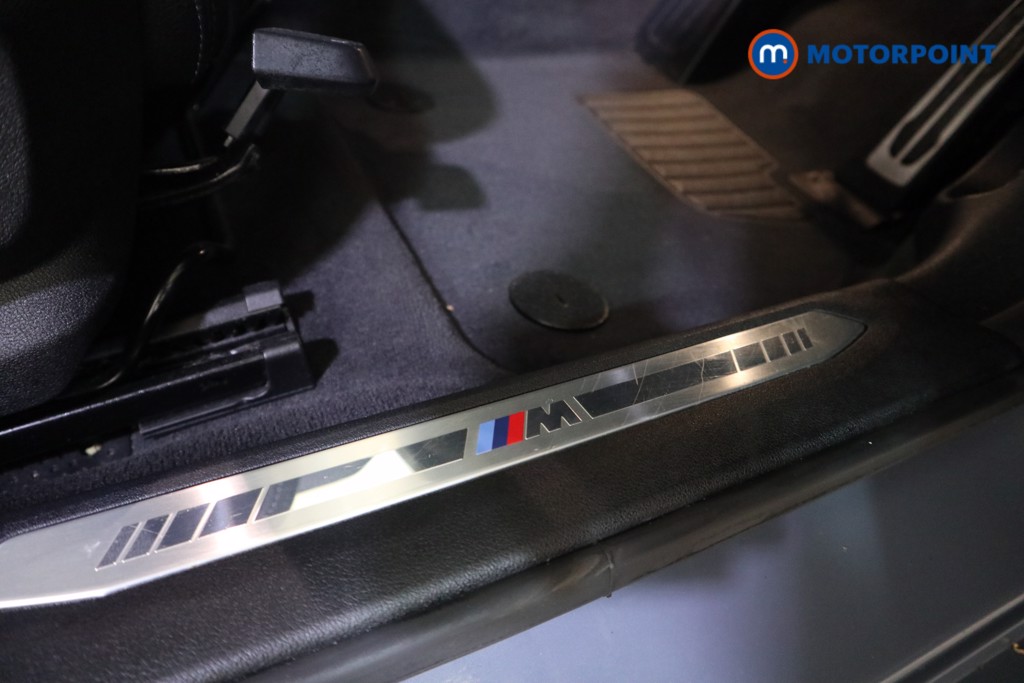 BMW 1 Series M Sport Automatic Diesel Hatchback - Stock Number (1631590) - 17th supplementary image