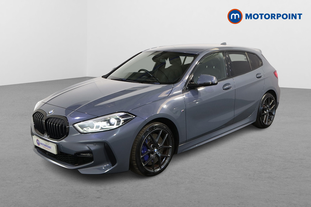 BMW 1 Series M Sport Automatic Diesel Hatchback - Stock Number (1631590) - Passenger side front corner