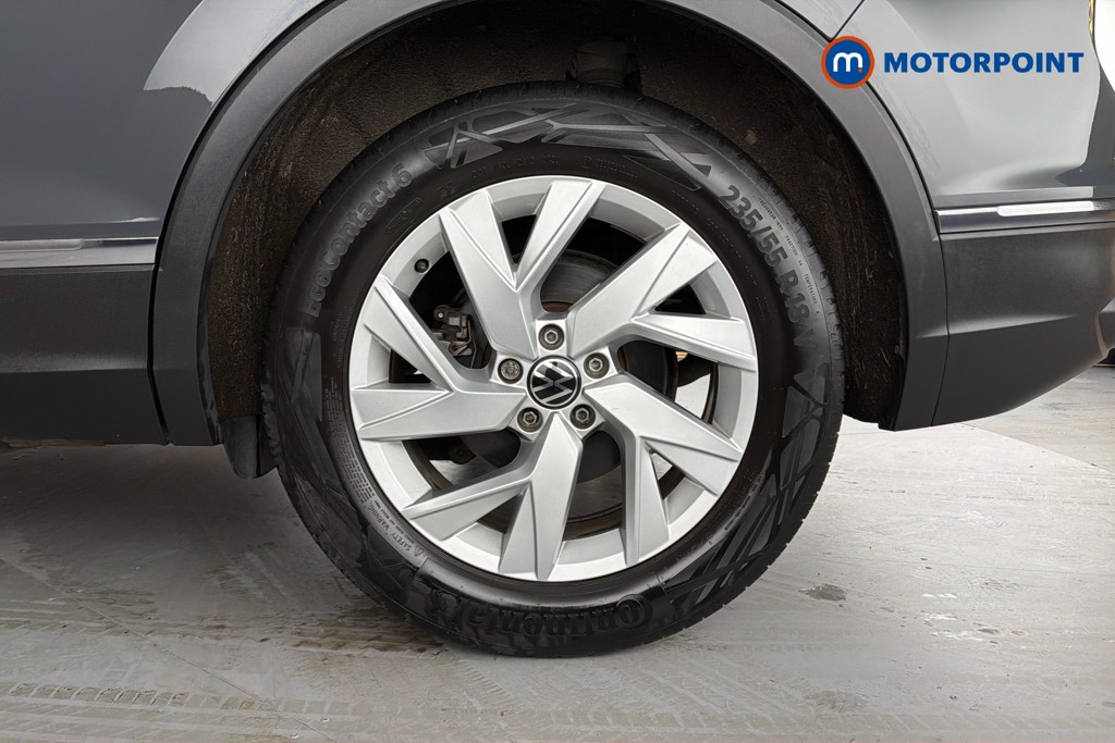 Volkswagen Tiguan Life Automatic Diesel SUV - Stock Number (1632654) - 48th supplementary image