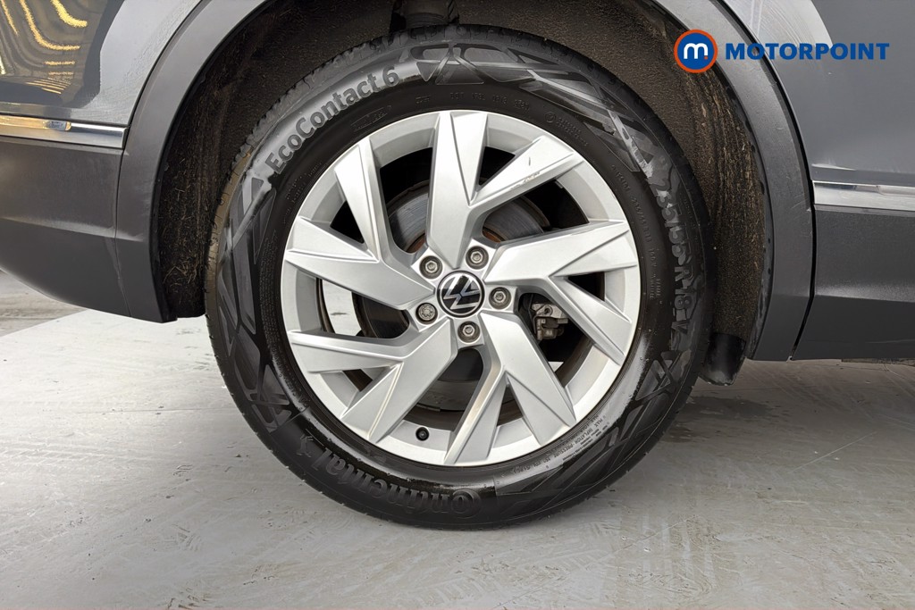 Volkswagen Tiguan Life Automatic Diesel SUV - Stock Number (1632654) - 49th supplementary image