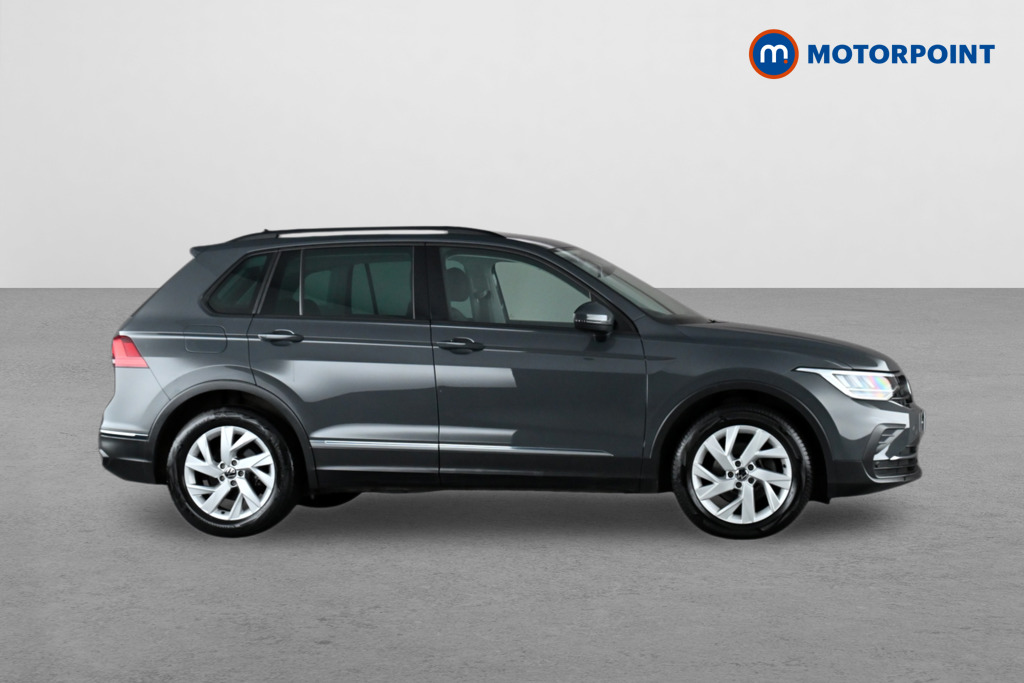 Volkswagen Tiguan Life Automatic Diesel SUV - Stock Number (1632654) - Drivers side