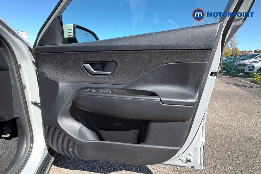 Hyundai Kona Advance Automatic Petrol-Electric Hybrid SUV - Stock Number (1632816) - 19th supplementary image