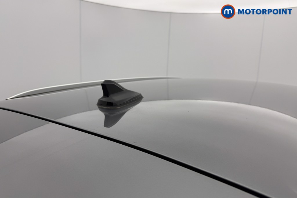 Volkswagen Passat Life Automatic Petrol Plug-In Hybrid Estate - Stock Number (1632860) - 24th supplementary image