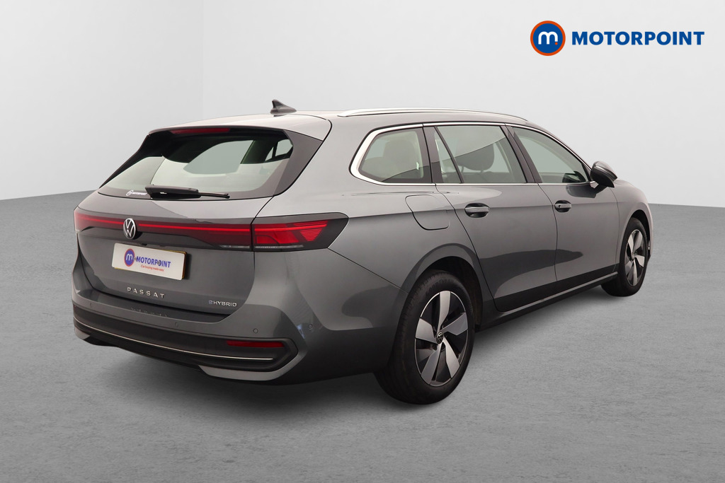Volkswagen Passat Life Automatic Petrol Plug-In Hybrid Estate - Stock Number (1632860) - Drivers side rear corner