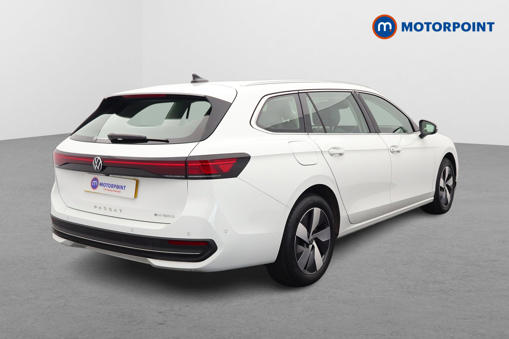 Volkswagen Passat Life Automatic Petrol Plug-In Hybrid Estate - Stock Number (1632934) - Drivers side rear corner