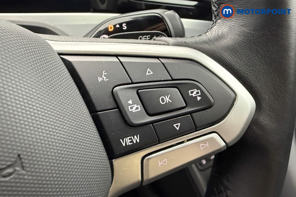 Volkswagen Passat Life Automatic Petrol Plug-In Hybrid Estate - Stock Number (1632943) - 6th supplementary image