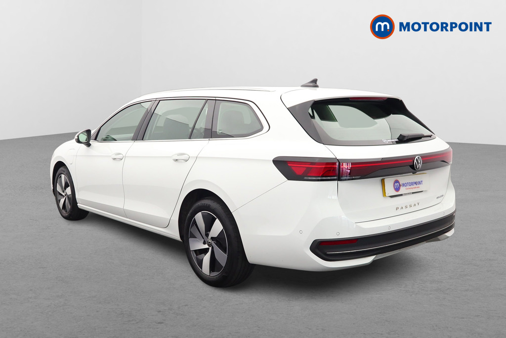 Volkswagen Passat Life Automatic Petrol Plug-In Hybrid Estate - Stock Number (1632943) - Passenger side rear corner