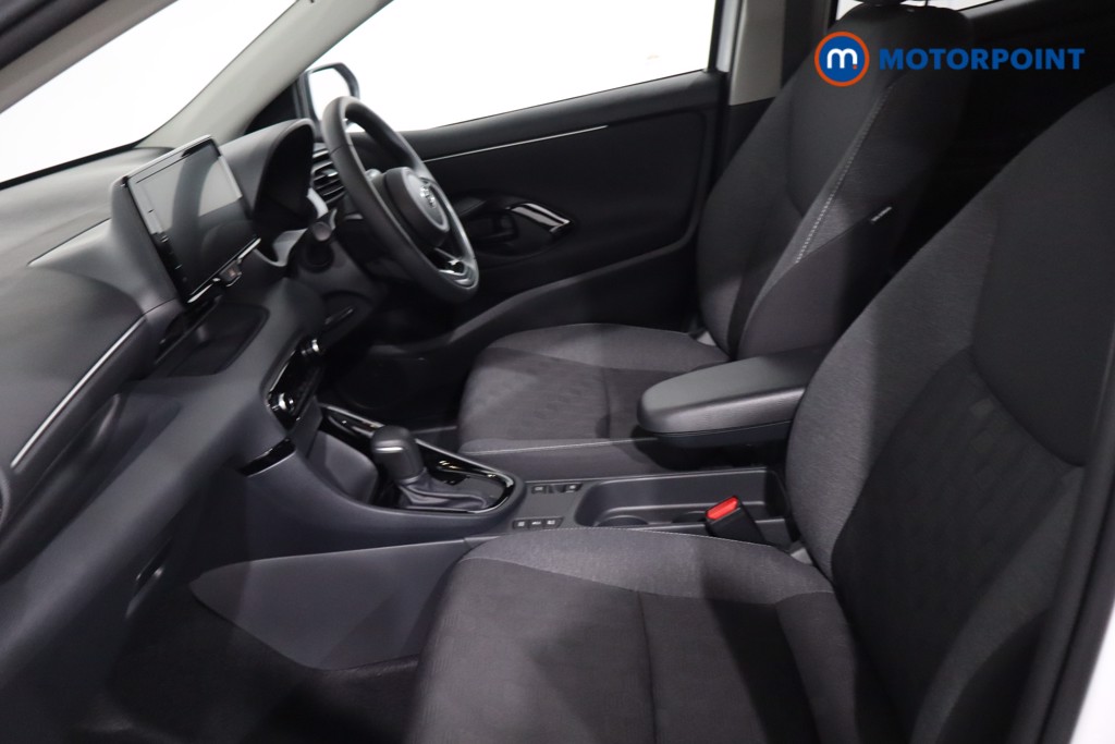 Toyota Yaris Design Automatic Petrol-Electric Hybrid Hatchback - Stock Number (1633043) - 4th supplementary image