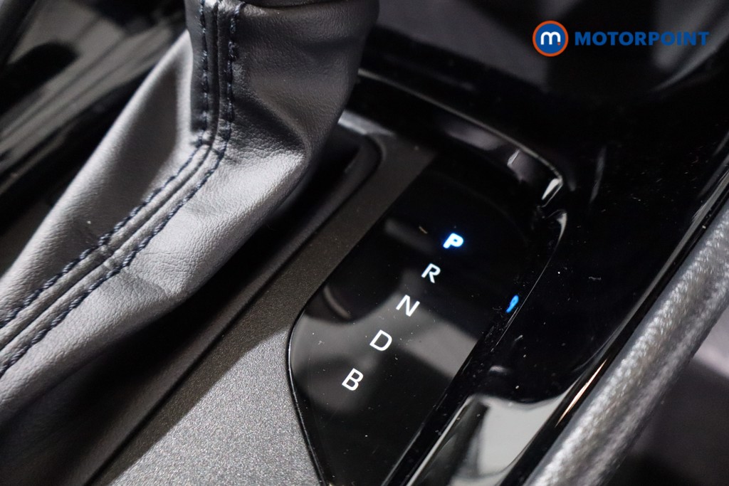 Toyota Yaris Design Automatic Petrol-Electric Hybrid Hatchback - Stock Number (1633043) - 22nd supplementary image