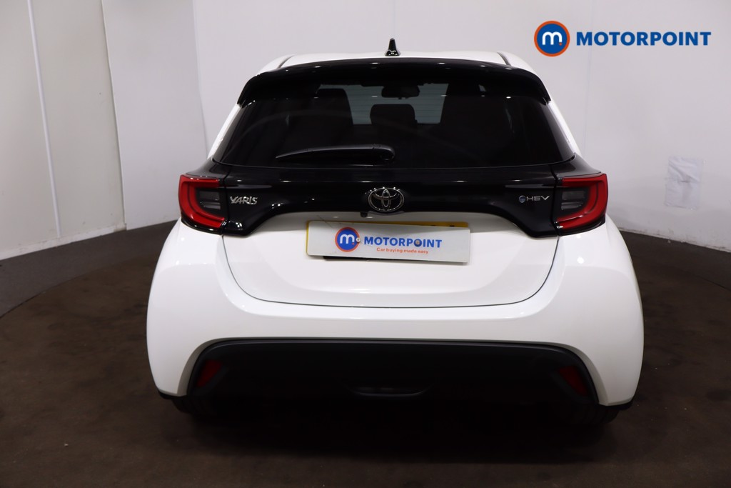 Toyota Yaris Design Automatic Petrol-Electric Hybrid Hatchback - Stock Number (1633043) - 34th supplementary image