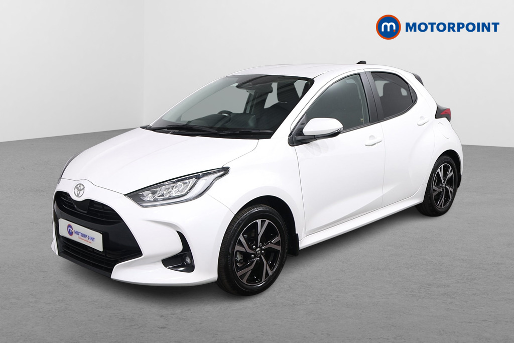 Toyota Yaris Design Automatic Petrol-Electric Hybrid Hatchback - Stock Number (1633043) - Passenger side front corner