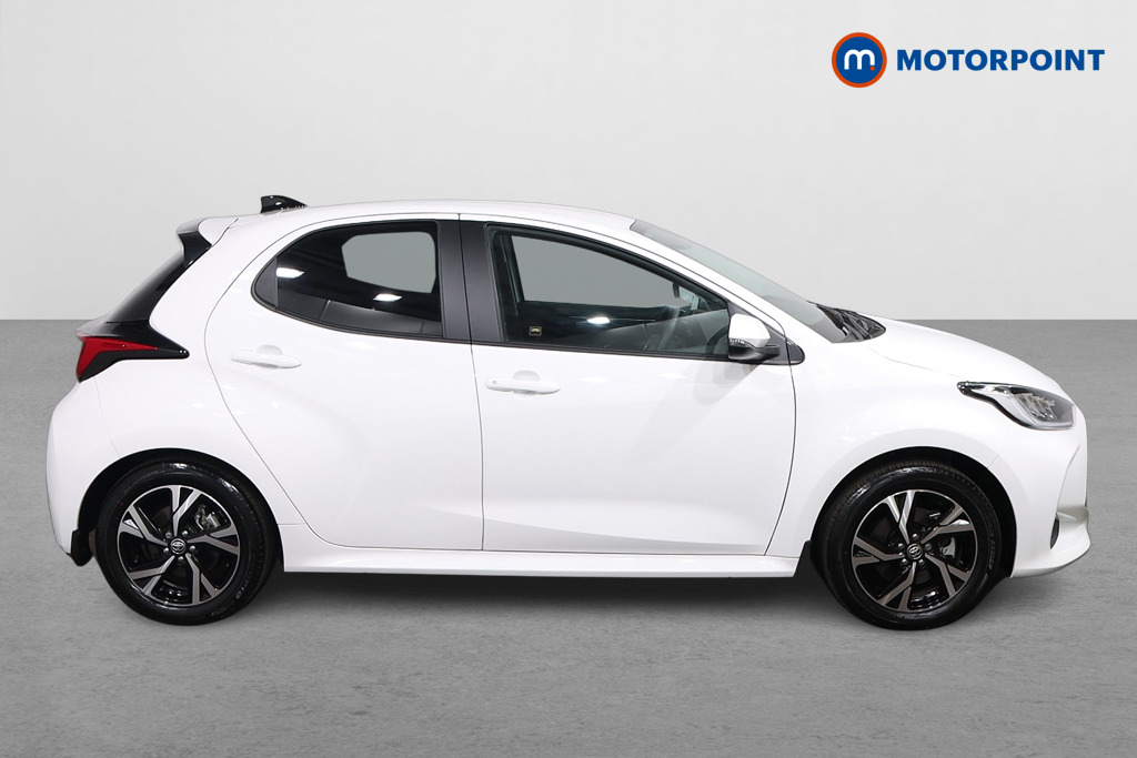 Toyota Yaris Design Automatic Petrol-Electric Hybrid Hatchback - Stock Number (1633043) - Drivers side