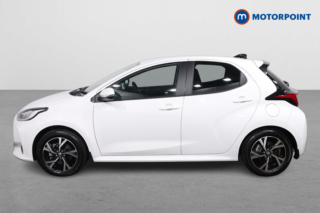 Toyota Yaris Design Automatic Petrol-Electric Hybrid Hatchback - Stock Number (1633043) - Passenger side