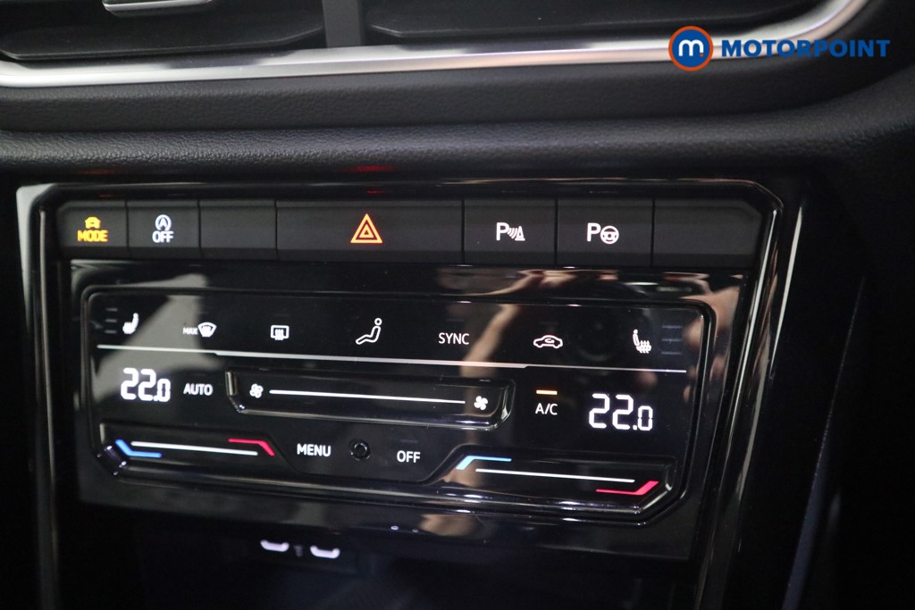 Volkswagen T-Roc R-Line Automatic Petrol SUV - Stock Number (1633205) - 8th supplementary image