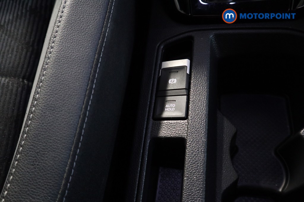 Volkswagen T-Roc R-Line Automatic Petrol SUV - Stock Number (1633205) - 11th supplementary image