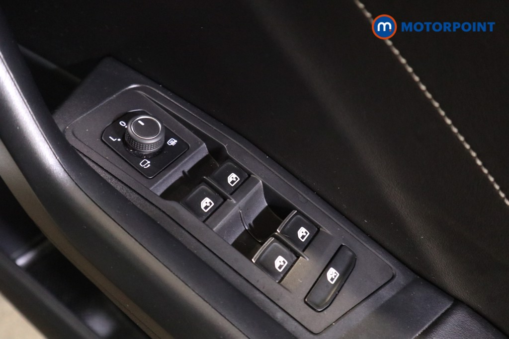 Volkswagen T-Roc R-Line Automatic Petrol SUV - Stock Number (1633205) - 15th supplementary image