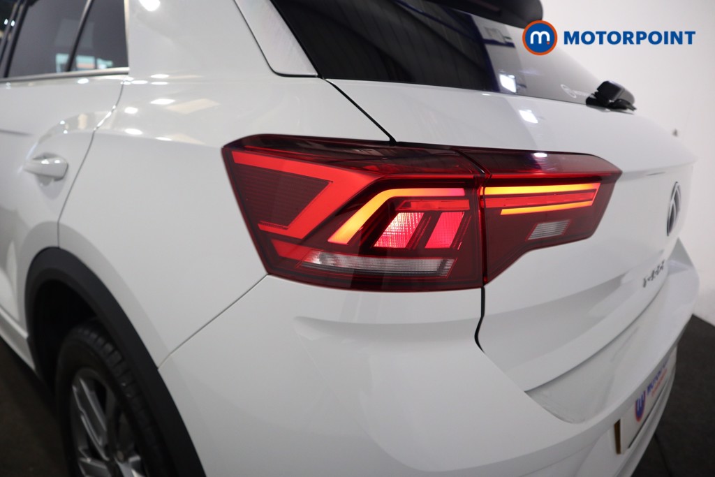 Volkswagen T-Roc R-Line Automatic Petrol SUV - Stock Number (1633205) - 32nd supplementary image
