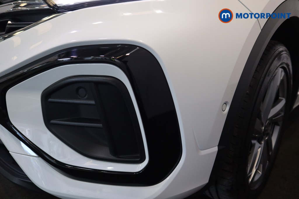 Volkswagen T-Roc R-Line Automatic Petrol SUV - Stock Number (1633205) - 38th supplementary image