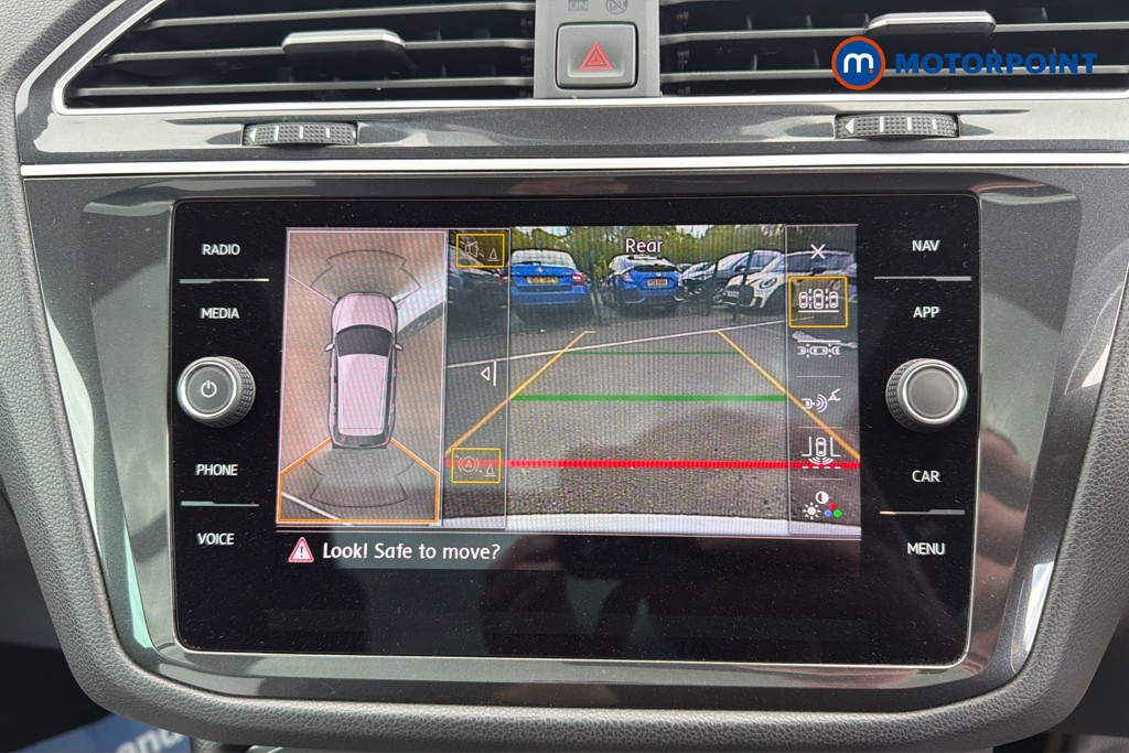 Volkswagen Tiguan R-Line Tech Automatic Diesel SUV - Stock Number (1633496) - 13th supplementary image
