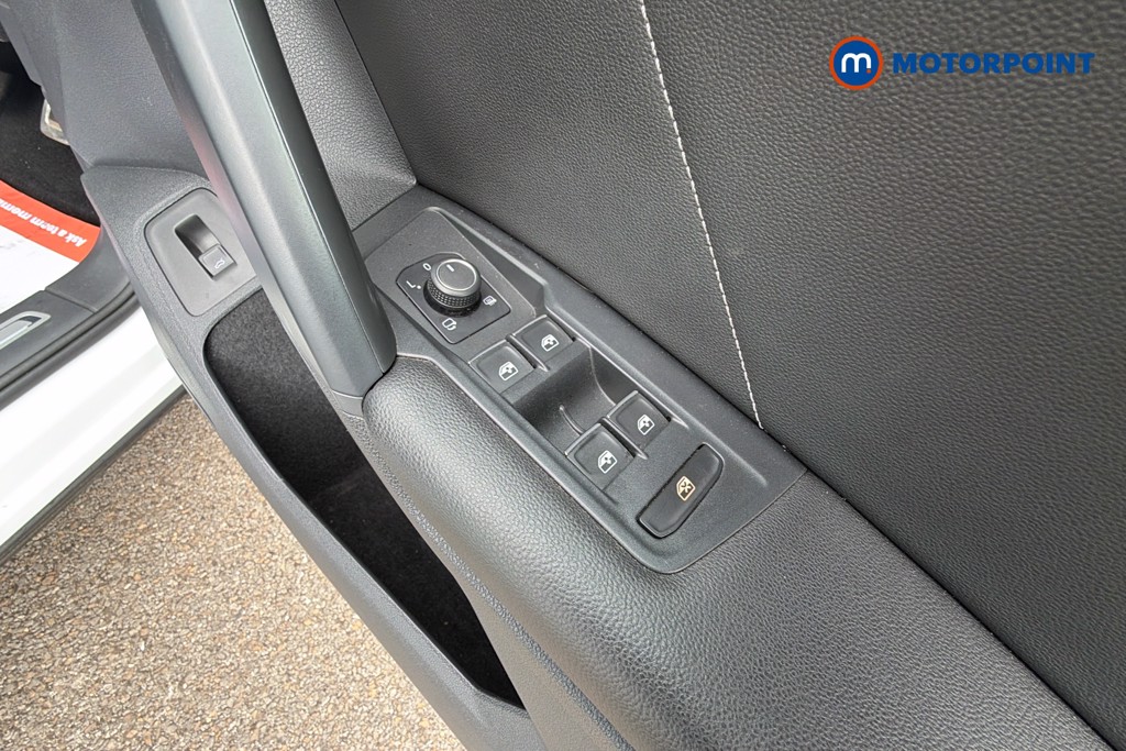 Volkswagen Tiguan R-Line Tech Automatic Diesel SUV - Stock Number (1633496) - 20th supplementary image