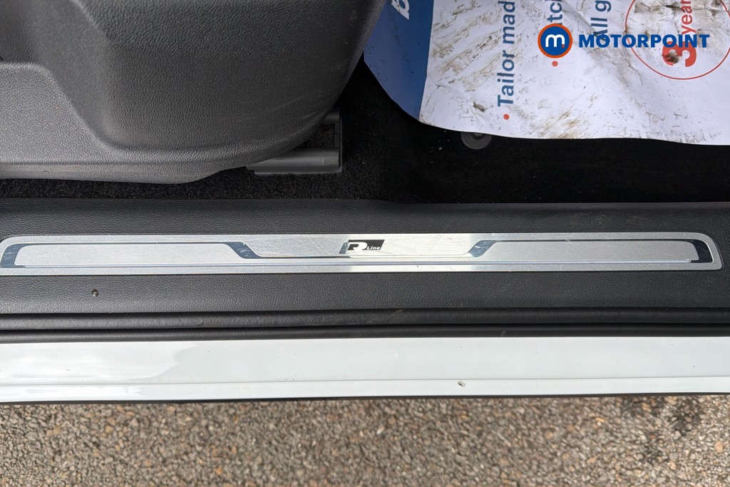 Volkswagen Tiguan R-Line Tech Automatic Diesel SUV - Stock Number (1633496) - 27th supplementary image