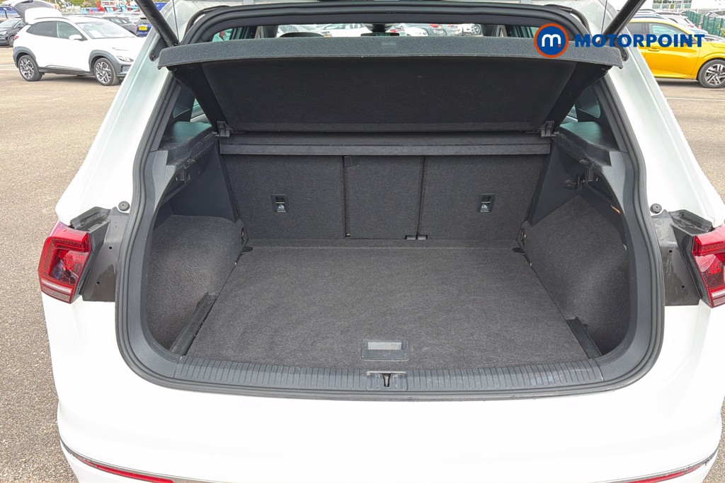 Volkswagen Tiguan R-Line Tech Automatic Diesel SUV - Stock Number (1633496) - 33rd supplementary image