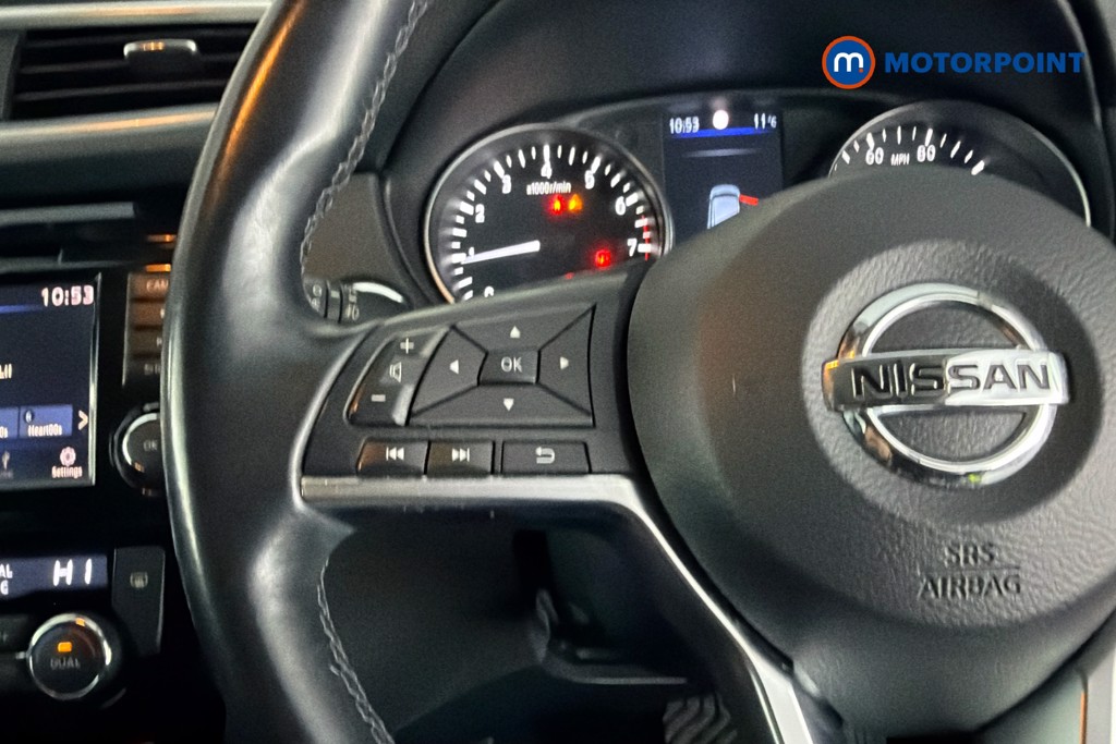 Nissan Qashqai N-Connecta Automatic Petrol SUV - Stock Number (1634010) - 3rd supplementary image