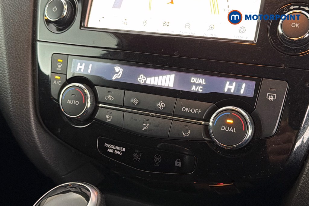 Nissan Qashqai N-Connecta Automatic Petrol SUV - Stock Number (1634010) - 12th supplementary image