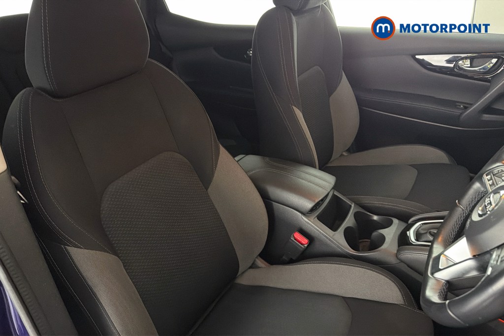 Nissan Qashqai N-Connecta Automatic Petrol SUV - Stock Number (1634010) - 22nd supplementary image