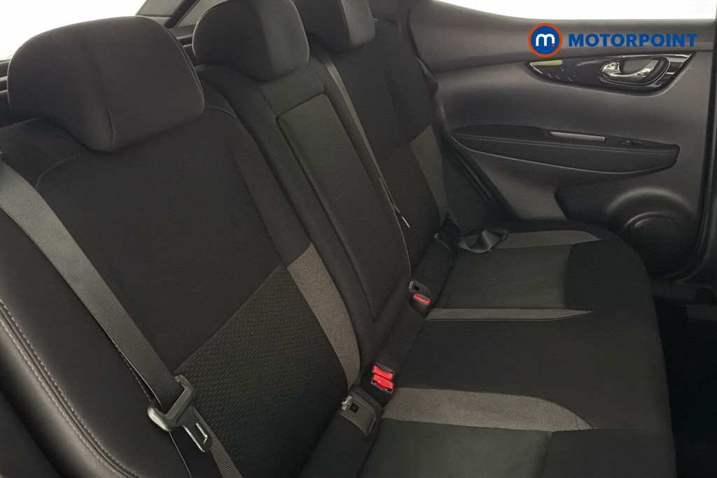 Nissan Qashqai N-Connecta Automatic Petrol SUV - Stock Number (1634010) - 28th supplementary image