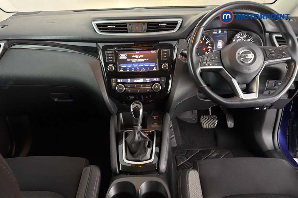 Nissan Qashqai N-Connecta Automatic Petrol SUV - Stock Number (1634010) - 1st supplementary image