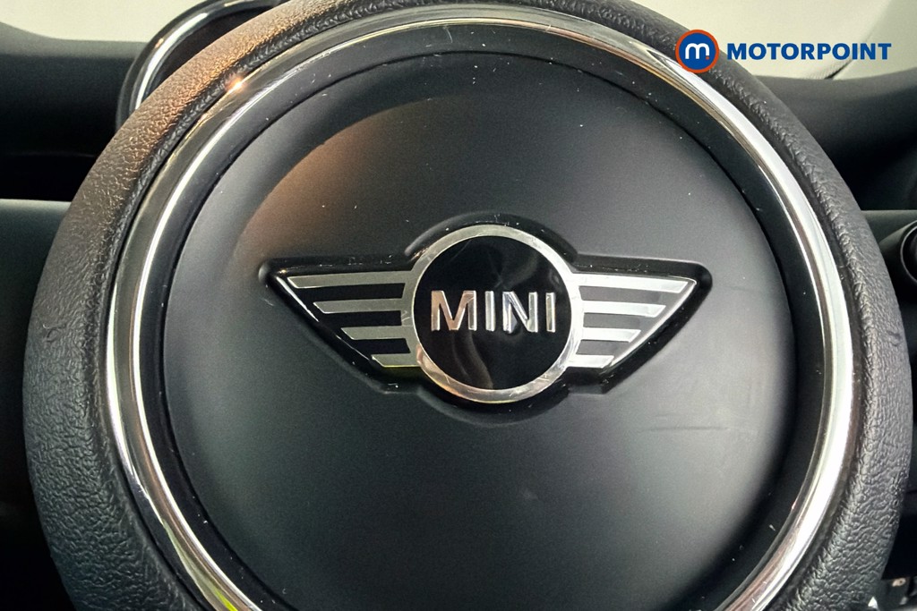 Mini Hatchback Cooper Manual Petrol Hatchback - Stock Number (1634187) - 5th supplementary image