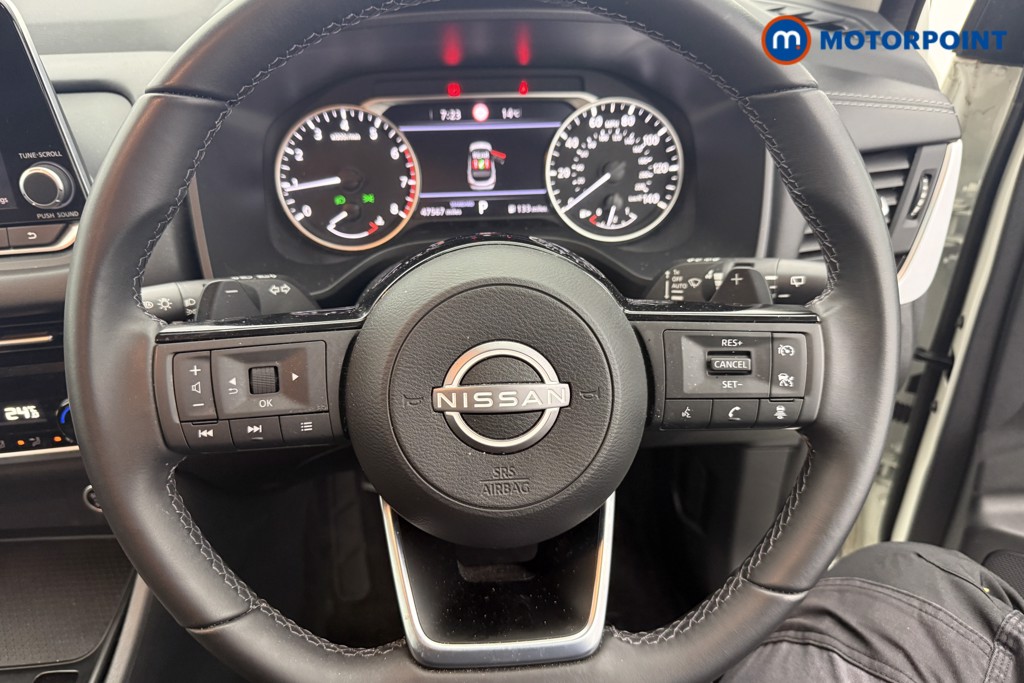 Nissan Qashqai Acenta Premium Automatic Petrol SUV - Stock Number (1634225) - 5th supplementary image