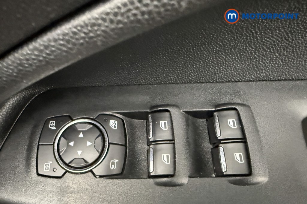 Ford Ecosport Titanium Manual Petrol SUV - Stock Number (1634286) - 17th supplementary image