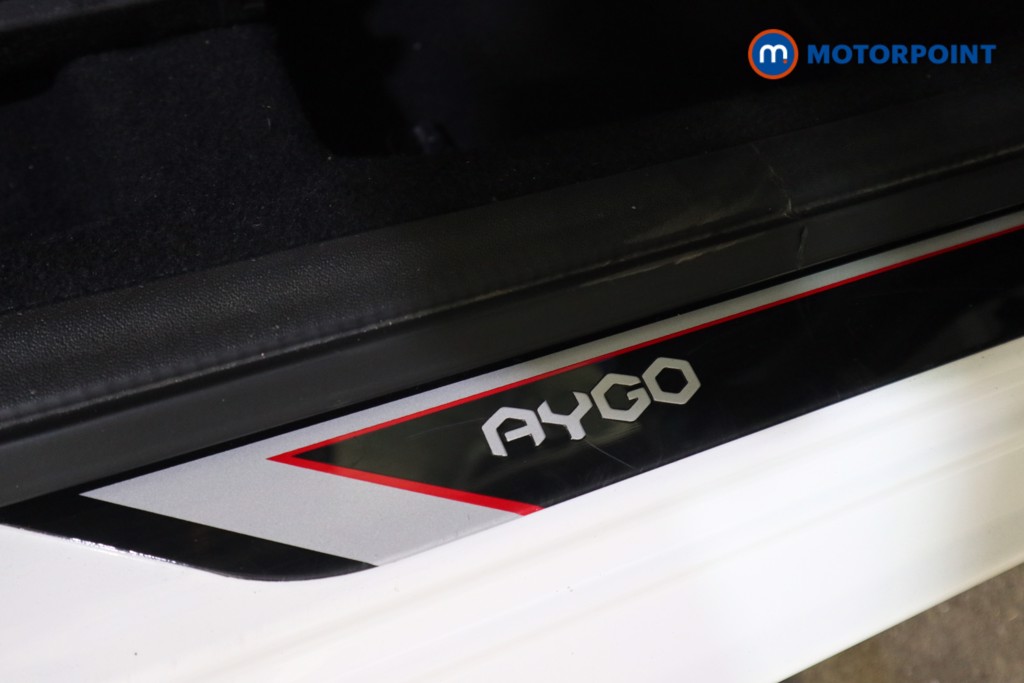 Toyota Aygo X-Trend Manual Petrol Hatchback - Stock Number (1634531) - 12th supplementary image