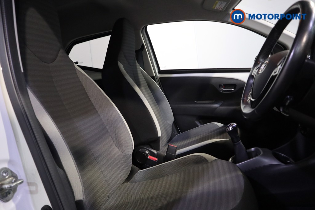 Toyota Aygo X-Trend Manual Petrol Hatchback - Stock Number (1634531) - 13th supplementary image