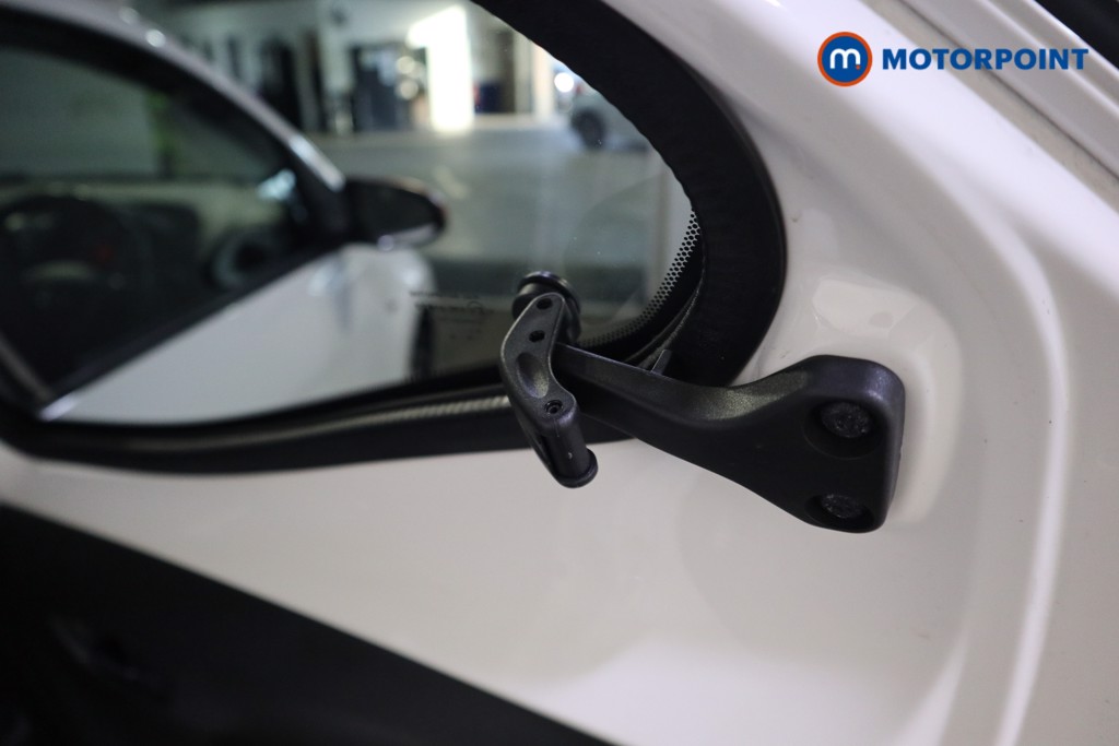 Toyota Aygo X-Trend Manual Petrol Hatchback - Stock Number (1634531) - 16th supplementary image