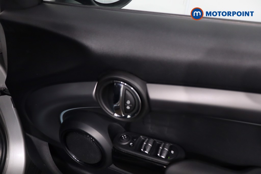 Mini Cooper C Exclusive Automatic Petrol Hatchback - Stock Number (1634609) - 25th supplementary image