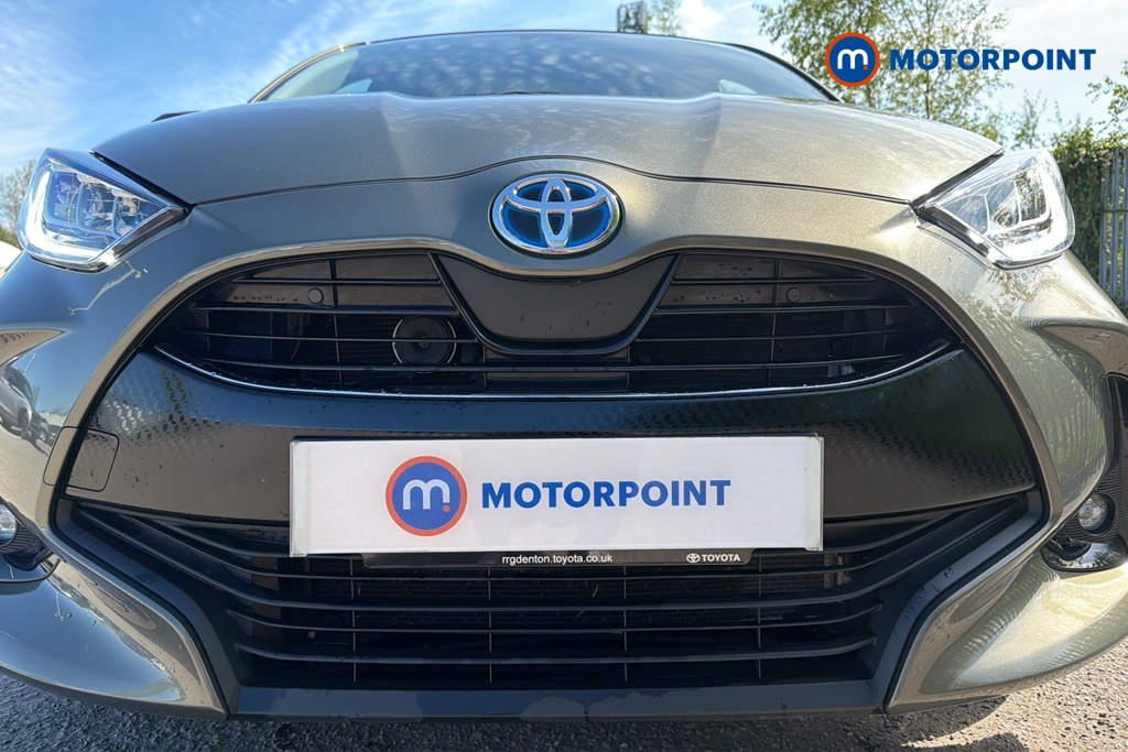 Toyota Yaris Design Automatic Petrol-Electric Hybrid Hatchback - Stock Number (1634781) - 43rd supplementary image