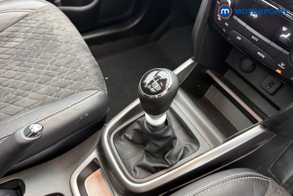 Suzuki Vitara SZ5 Manual Petrol SUV - Stock Number (1634900) - 5th supplementary image