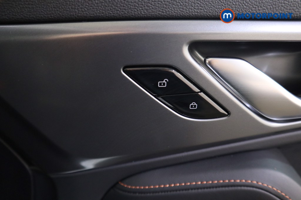 Mg Motor Uk HS Trophy Automatic Petrol-Electric Hybrid SUV - Stock Number (1634989) - 13th supplementary image