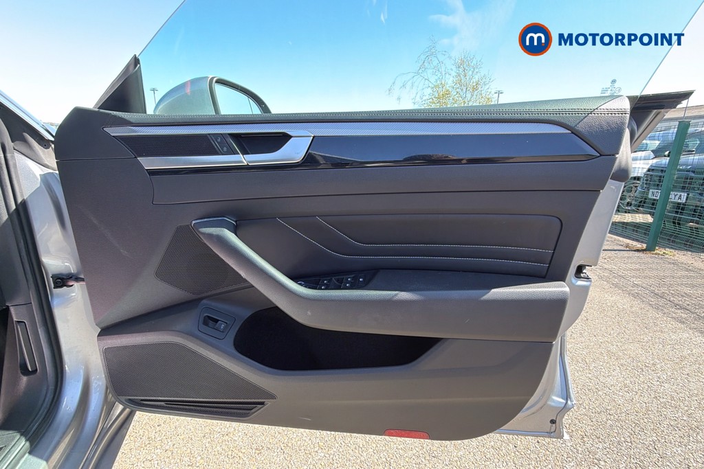 Volkswagen Arteon R-Line Automatic Petrol Hatchback - Stock Number (1635357) - 19th supplementary image