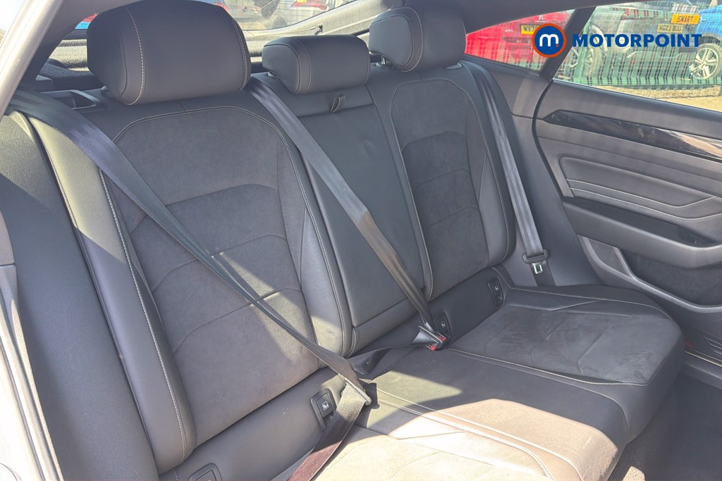 Volkswagen Arteon R-Line Automatic Petrol Hatchback - Stock Number (1635357) - 28th supplementary image