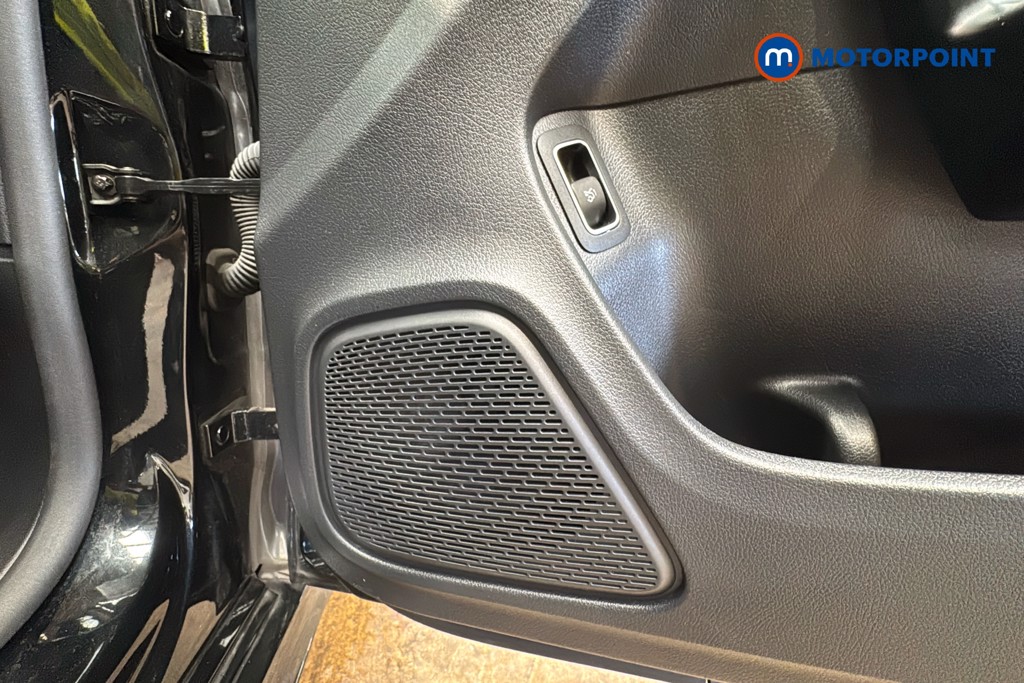 Mercedes-Benz CLA Amg Line Automatic Diesel Coupe - Stock Number (1635487) - 21st supplementary image