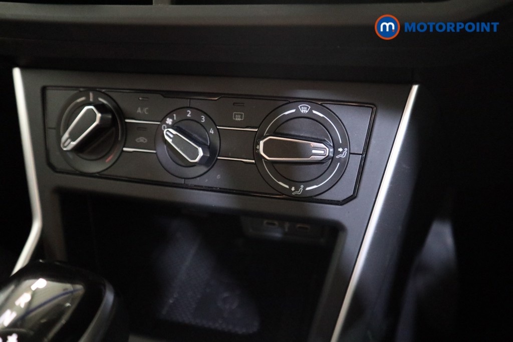 Volkswagen Taigo Life Automatic Petrol SUV - Stock Number (1635647) - 7th supplementary image