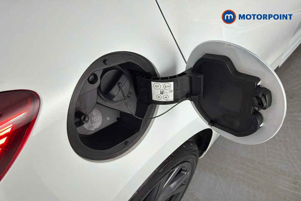 Renault Clio Rs Line Manual Petrol Hatchback - Stock Number (1635963) - 41st supplementary image