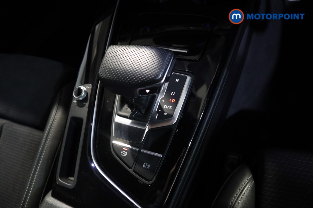 Audi A4 Black Edition Automatic Petrol Estate - Stock Number (1635987) - 10th supplementary image