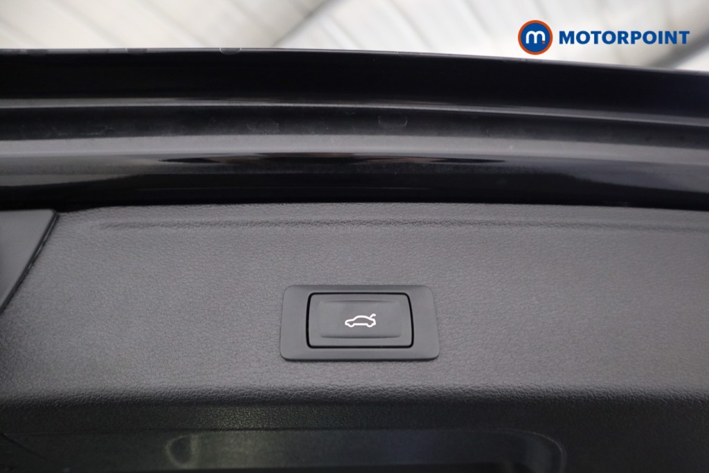 Audi A4 Black Edition Automatic Petrol Estate - Stock Number (1635987) - 27th supplementary image