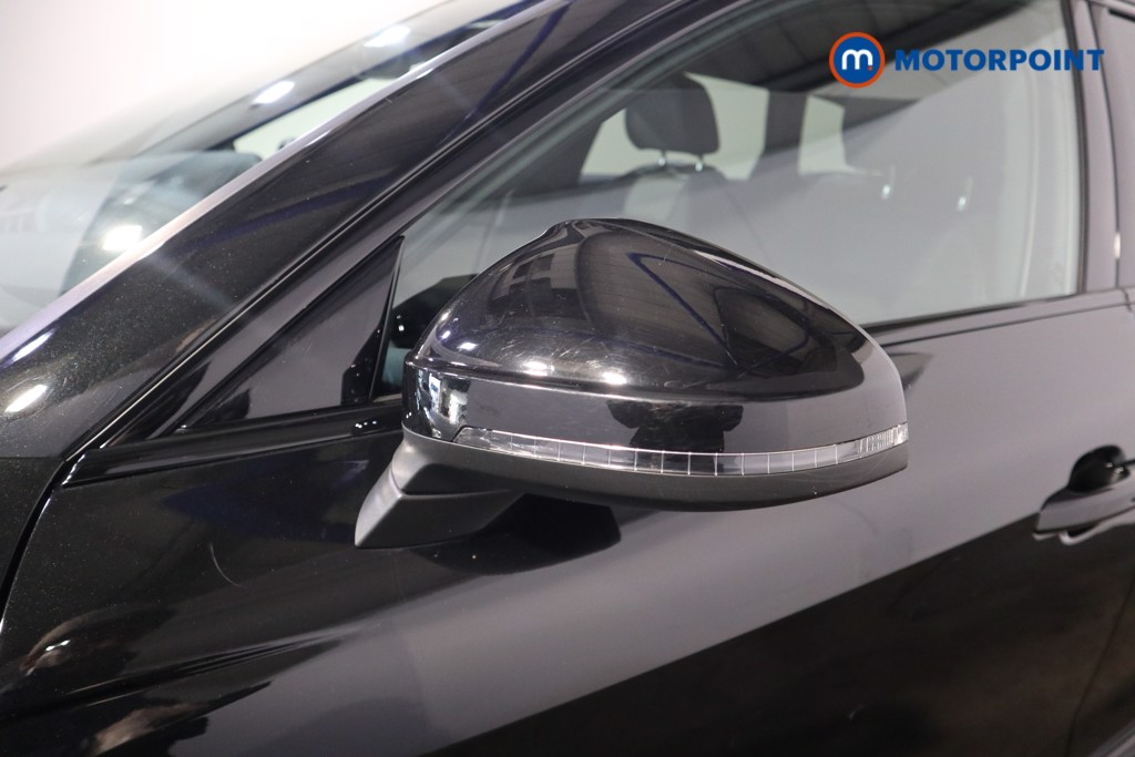 Audi A4 Black Edition Automatic Petrol Estate - Stock Number (1635987) - 39th supplementary image